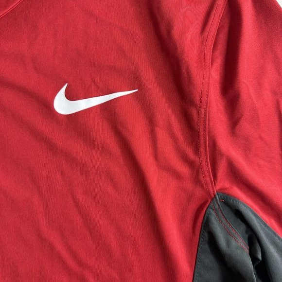 Nike Dri-Fit Chest Swoosh‎ Gym Red Golf Polo T-Shirt Size Adult Small Active - Picture 4 of 9